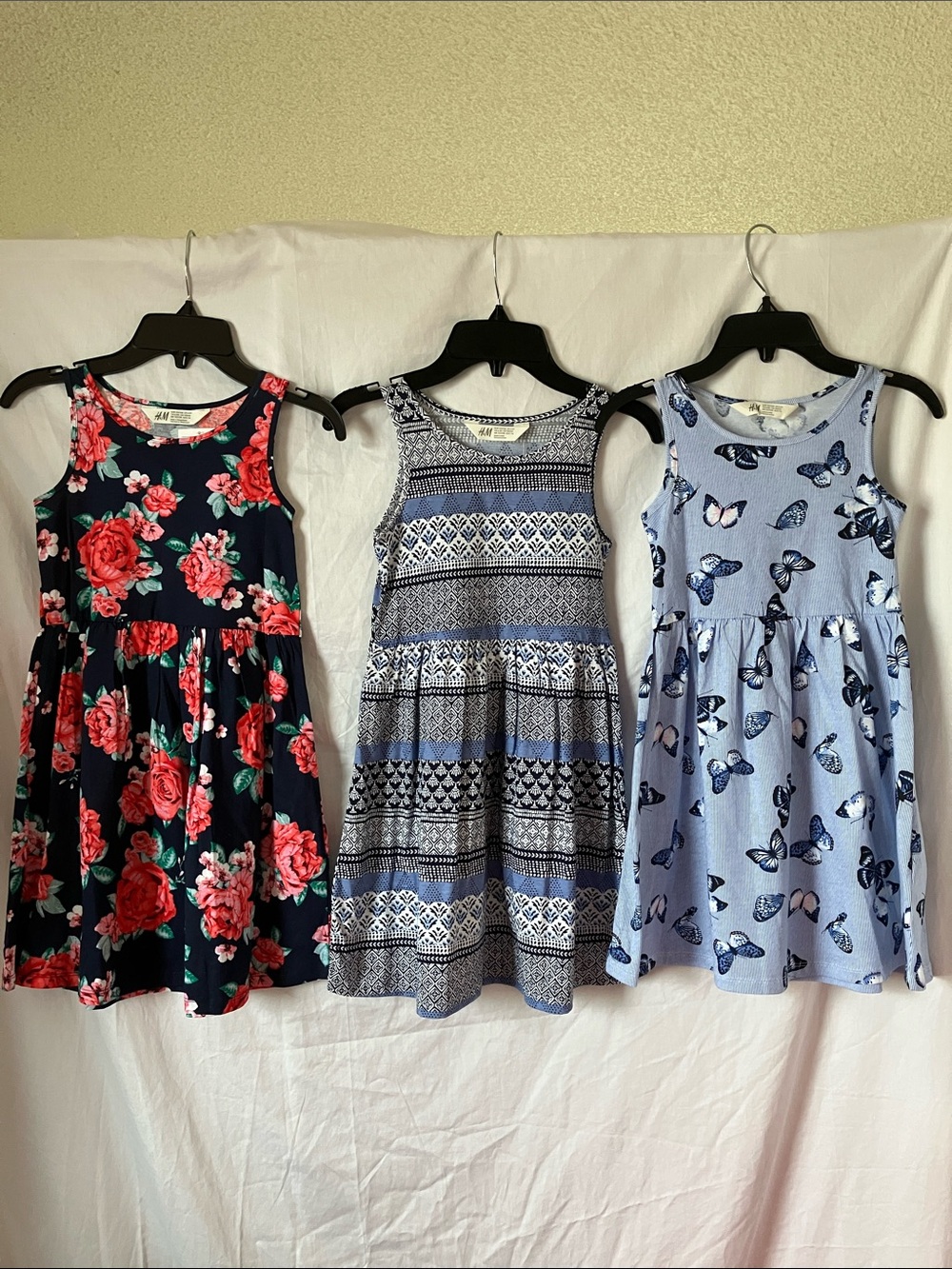 Bundle of 3 H&M Navy Floral & Blue Patterned Sleeveless Girls Dress size 6-8